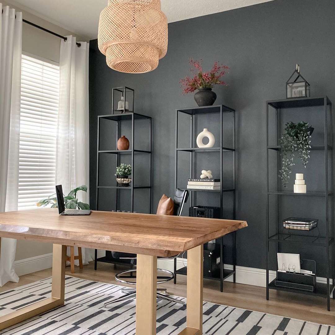 办公室用黑色油漆