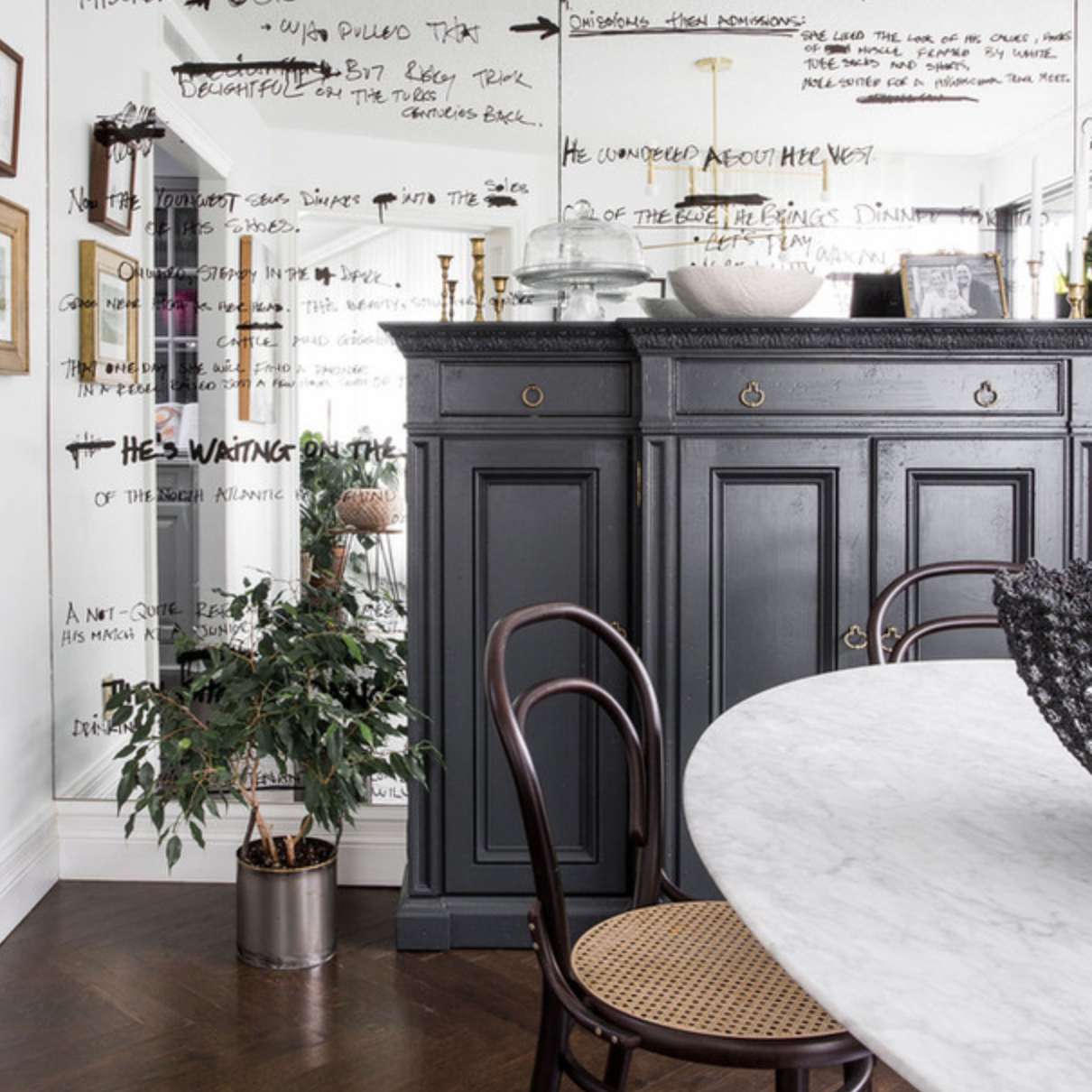 什么是粉笔油漆armoire