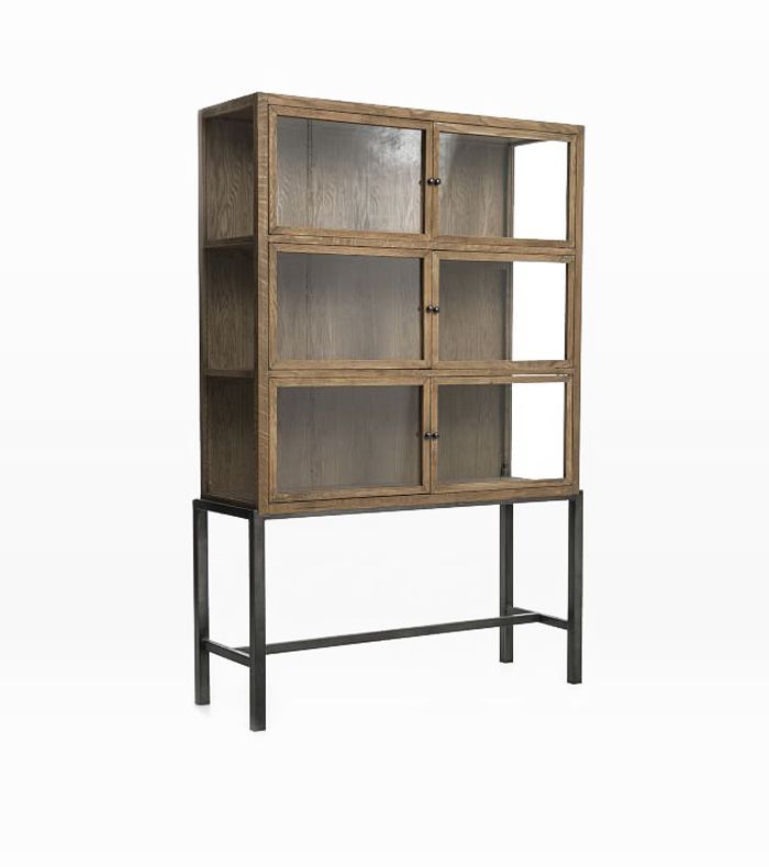 古玩显示是机柜自然