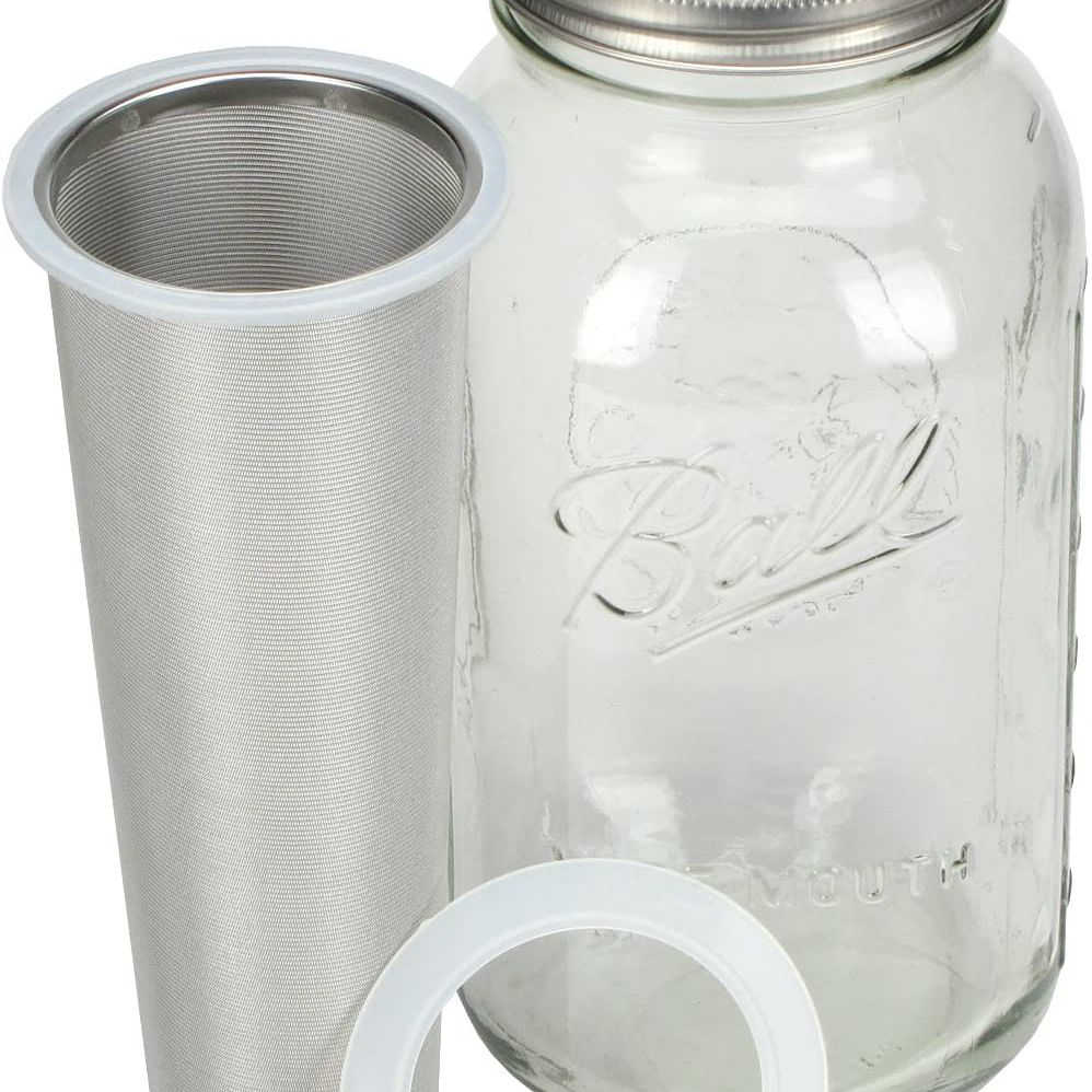 通过县界线厨房冷开水冲玻璃瓶咖啡壶