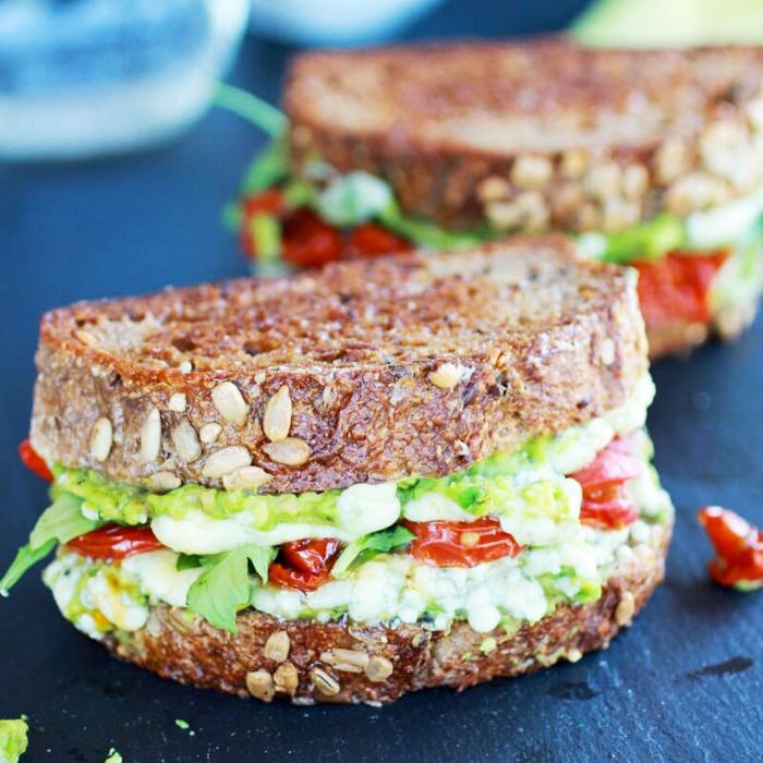 健康烤奶酪三明治