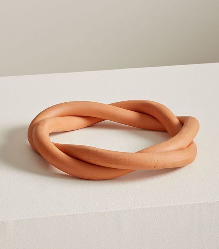 西榆维吉尼亚辛陶瓷扭三足