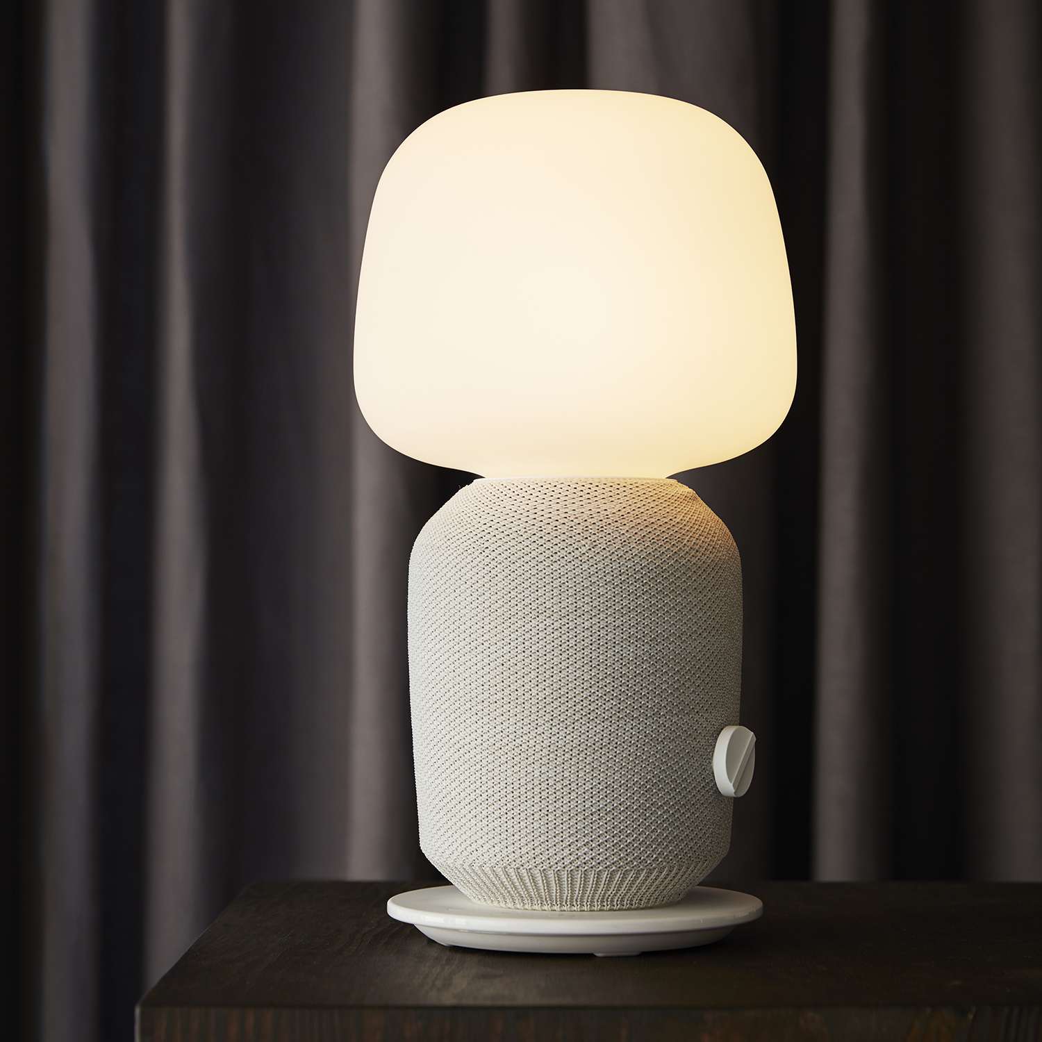 Sonos和宜家的合作灯与扬声器基地