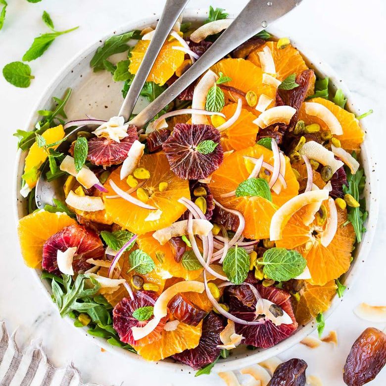 柑橘沙拉枣和开心果