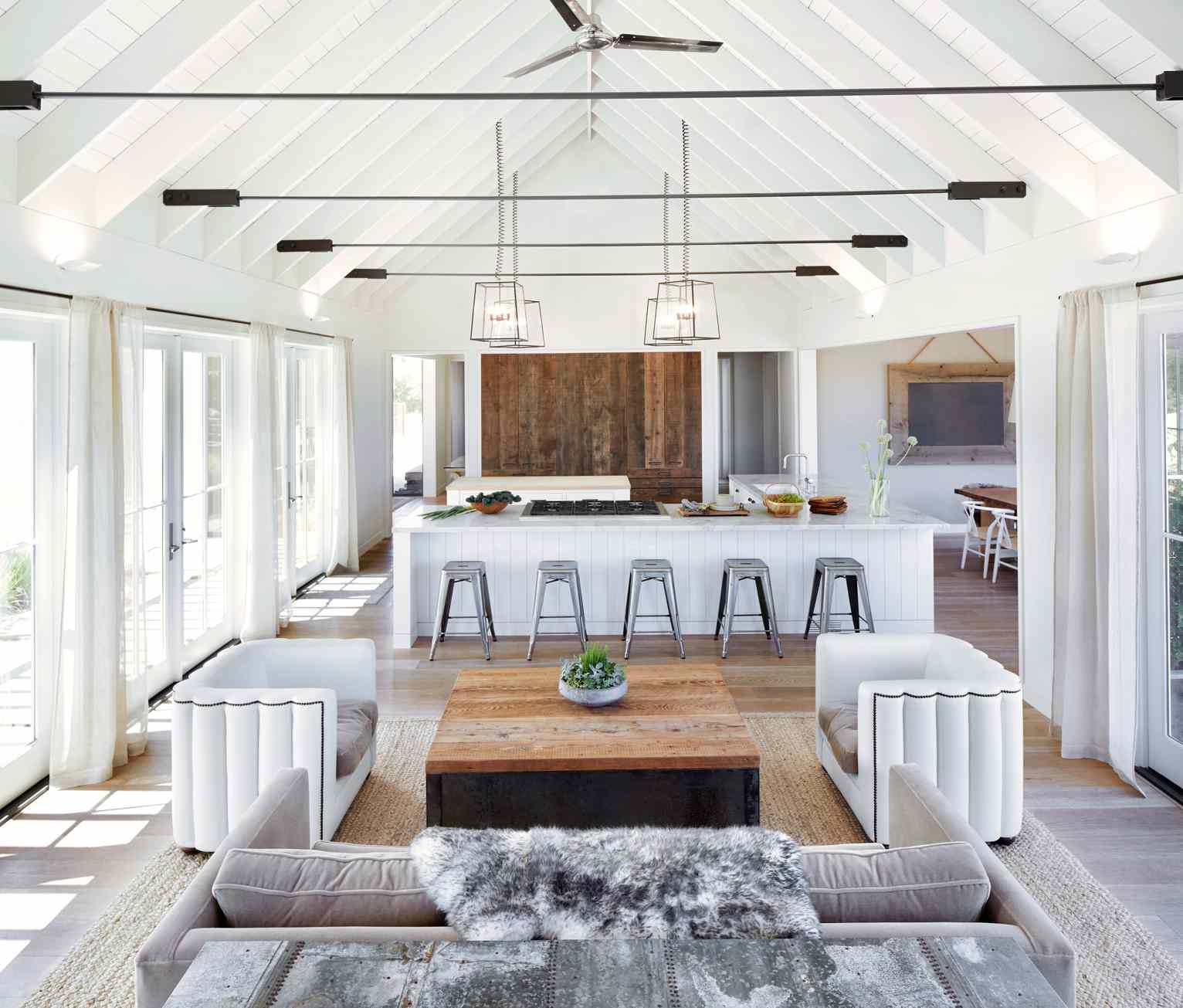 开放式客厅和厨房