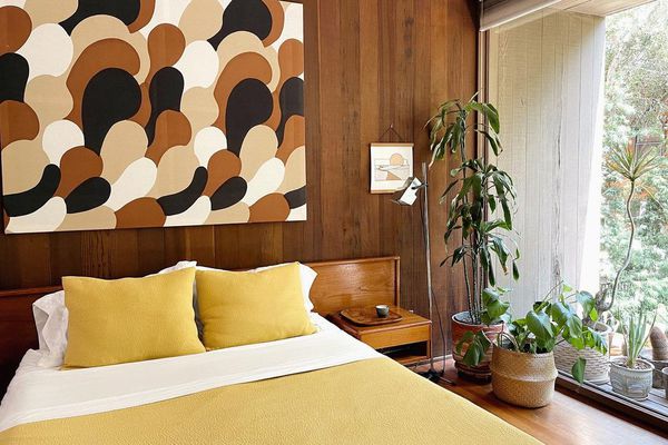 卧室有70年代的木板