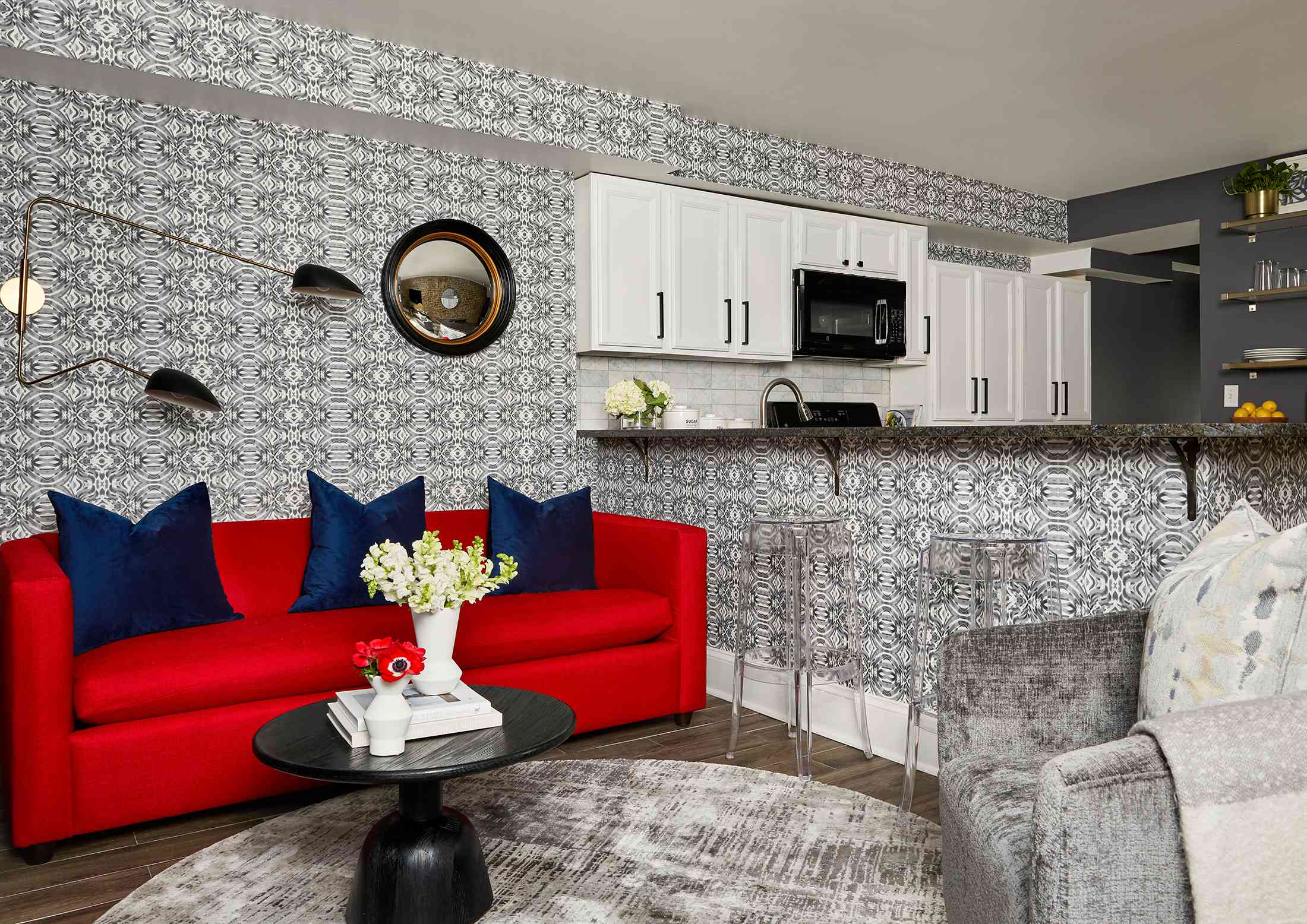 杜克·埃林特顿家庭旅游 - 起居室和厨房区