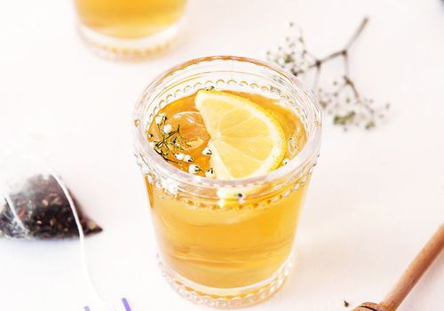 麦卢卡蜂蜜鸡尾酒