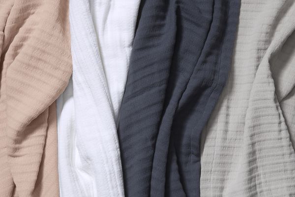 从卡斯珀来的褶皱床罩