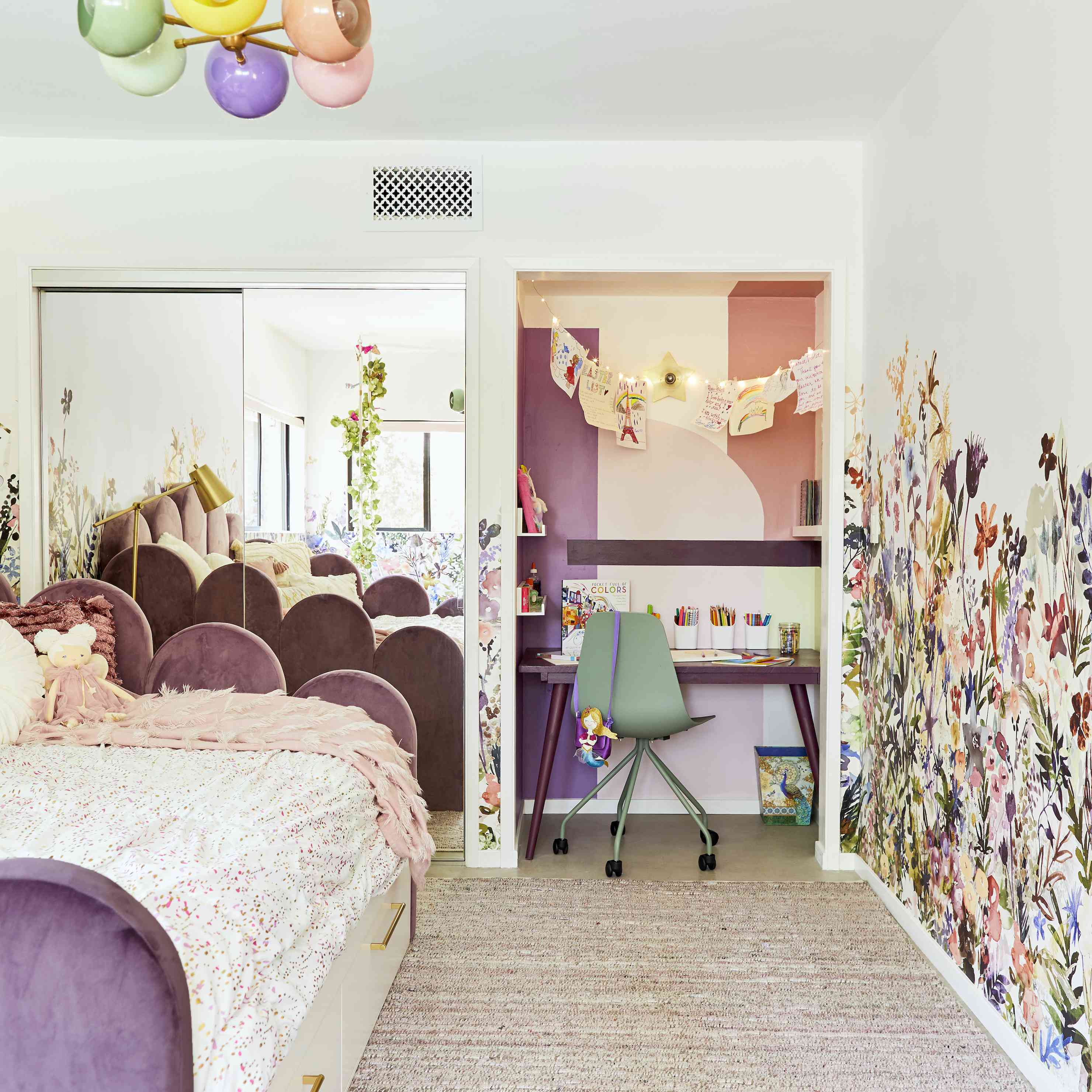 蹒跚学步室 - 艾米丽亨德森