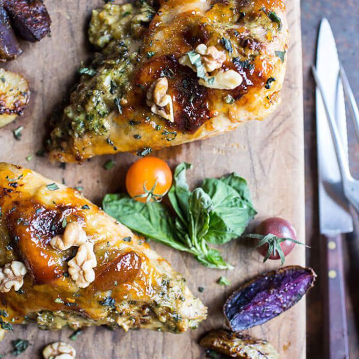 与布里奶酪和鸡食谱