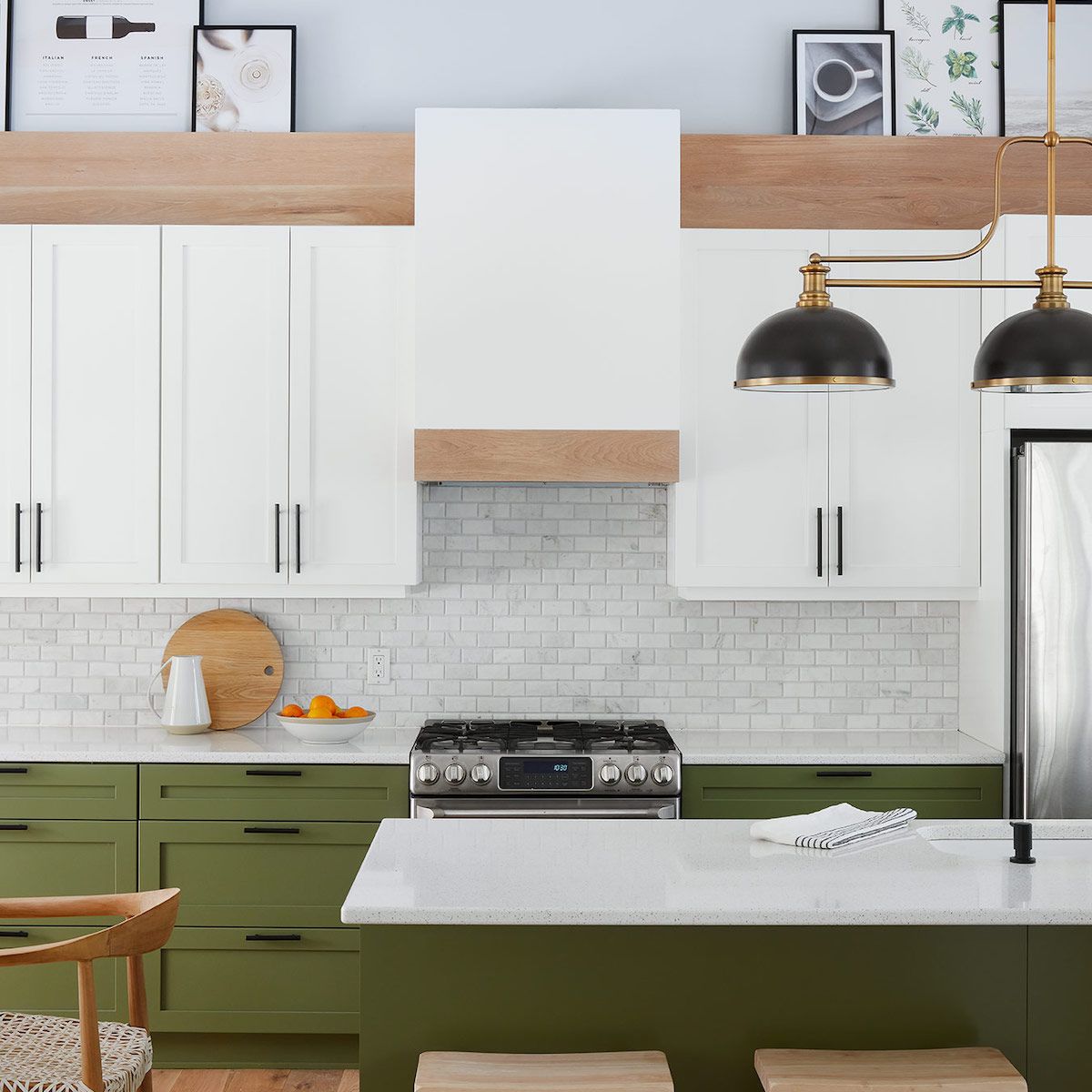 厨房用橄榄绿柜