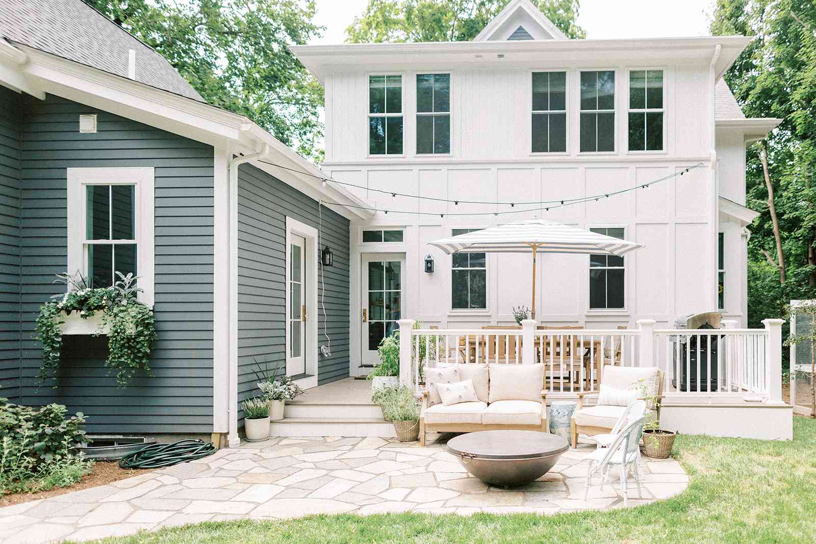 甲板的户外露台延伸