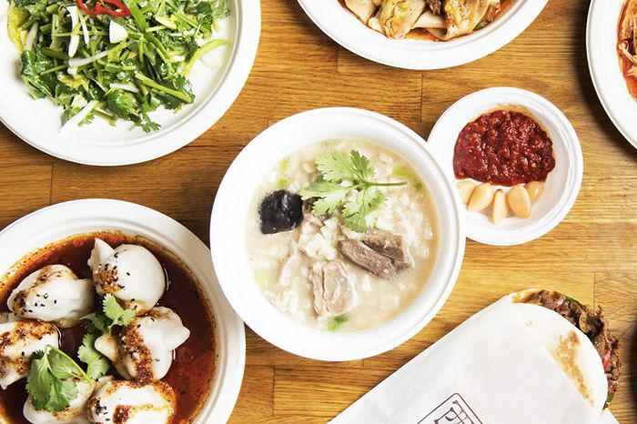 各种汤汁的中国菜